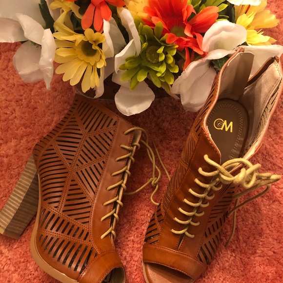 Women’s Brown Bootie Sandal - Picture 5 of 9